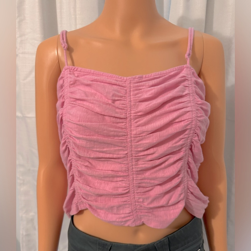 Cool Free People size L pink rouched gathered crop adjustable top NWOT
